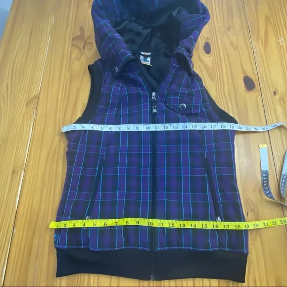 Burton Ho Chi Minh Purple Plaid Dry Ride Hooded Vest Large NWOT - Picture 16 of 16